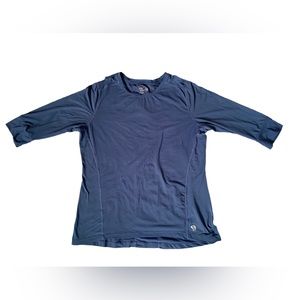 Mountain Hardware 3/4 Sleeve Blue Top Womens Medium